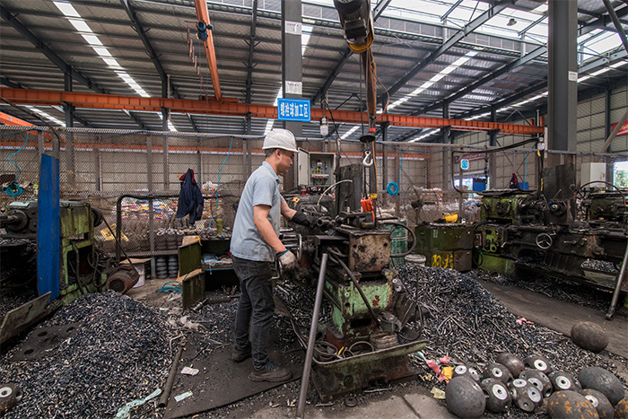 黄海网架配件-螺栓球加工车间